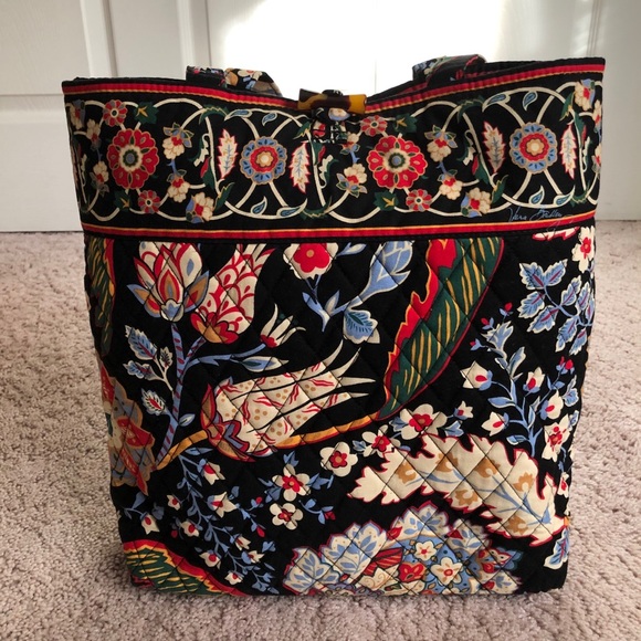 Vera Bradley Handbags - Vera Bradley Tote